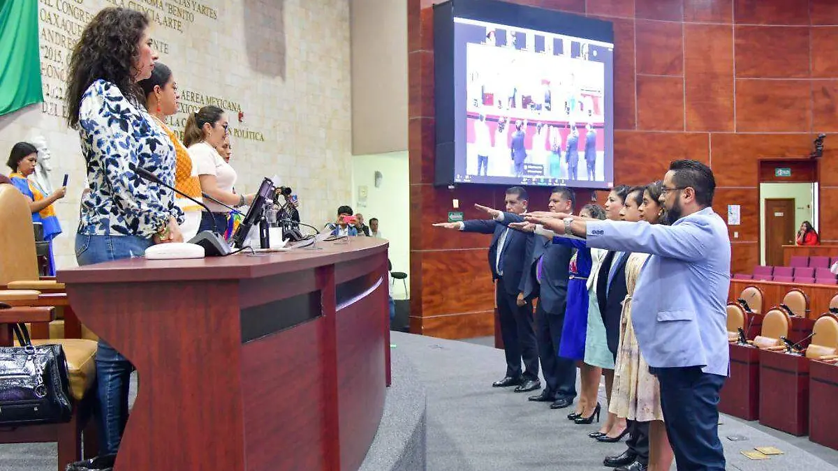 En albazo legislativo de Morena, desaparecen Tribunal de Justicia Administrativa de Oaxaca